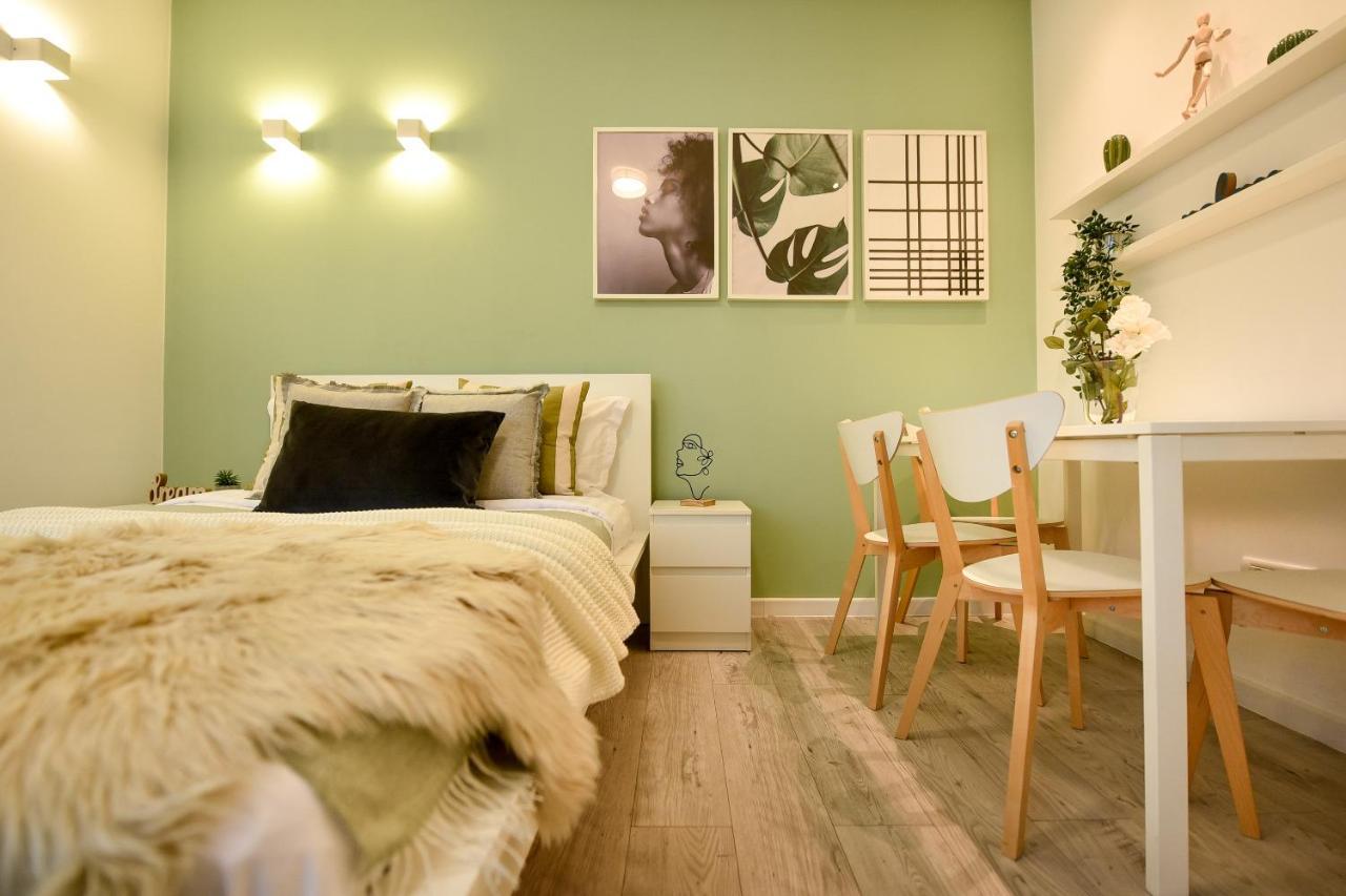 Spacious 1Br In The City Center - Amazing For Extended Stays Bucarest Exterior foto