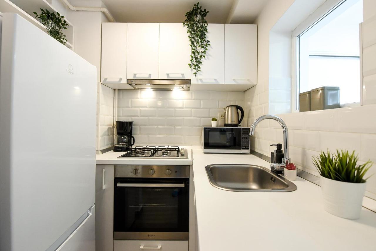 Spacious 1Br In The City Center - Amazing For Extended Stays Bucarest Exterior foto
